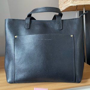 Portland Leather Goods Medium Zip Crossbody Tote in Pebbled Black